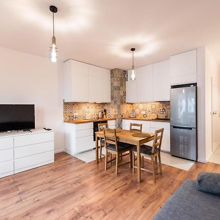 Saska Kepa Bright Apartament Varsavia Esterno foto