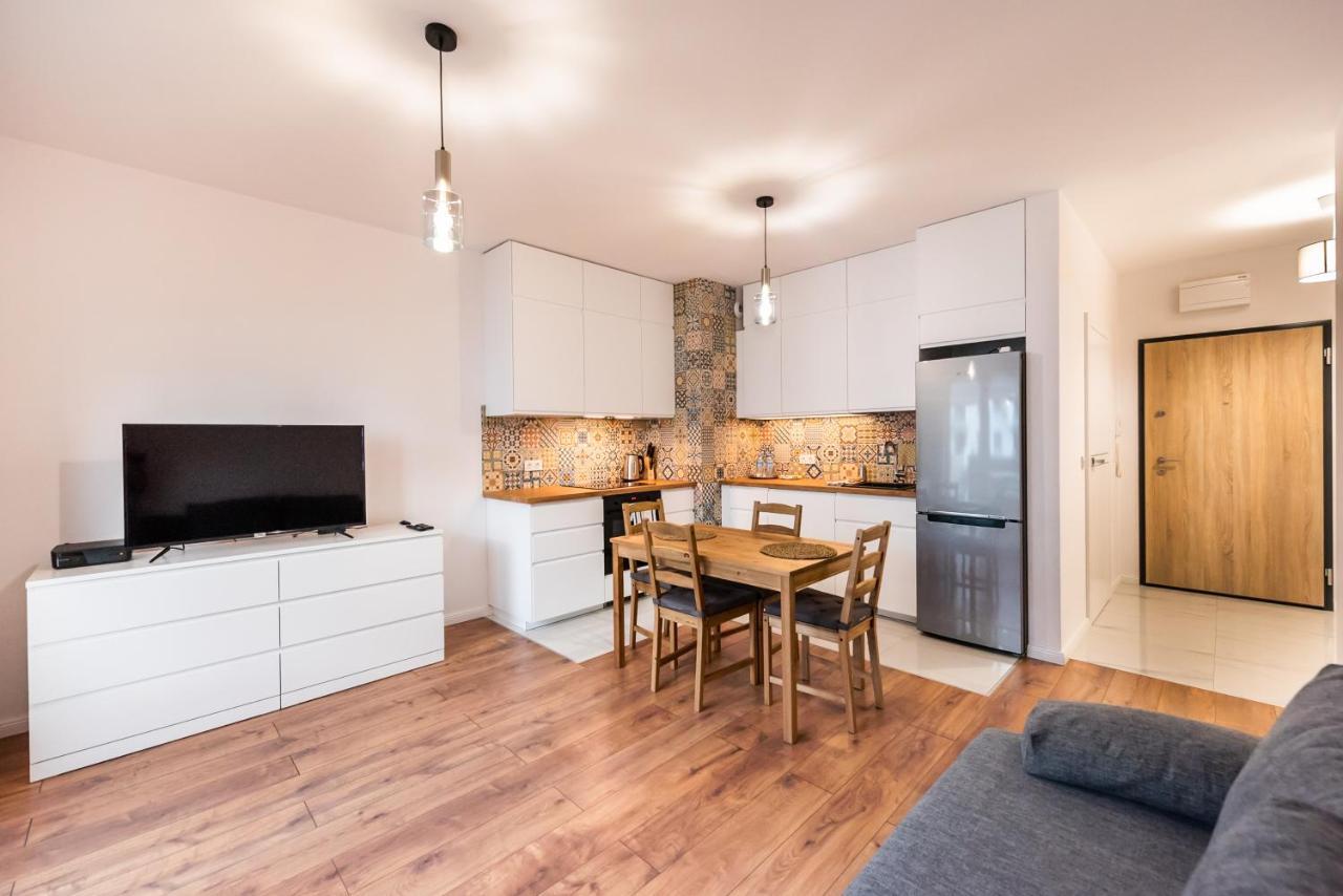 Saska Kepa Bright Apartament Varsavia Esterno foto