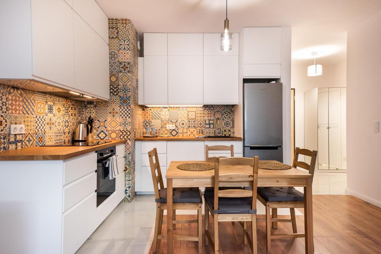 Saska Kepa Bright Apartament Varsavia Esterno foto
