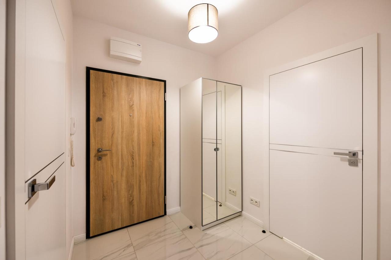 Saska Kepa Bright Apartament Varsavia Esterno foto